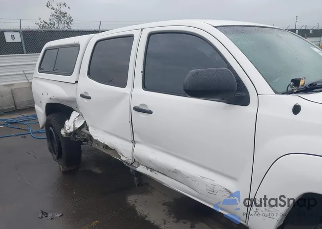 3TMLU4EN9DM113624: 44040731