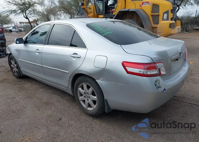 4T4BF3EKXAR053206: 44040766