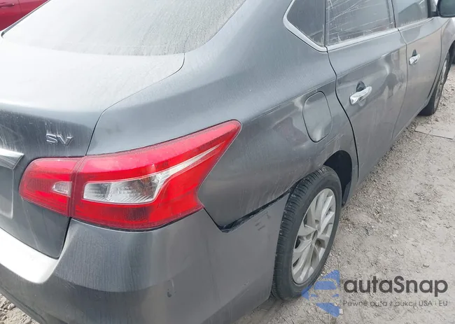 3N1AB7AP3JY202800: 44040813