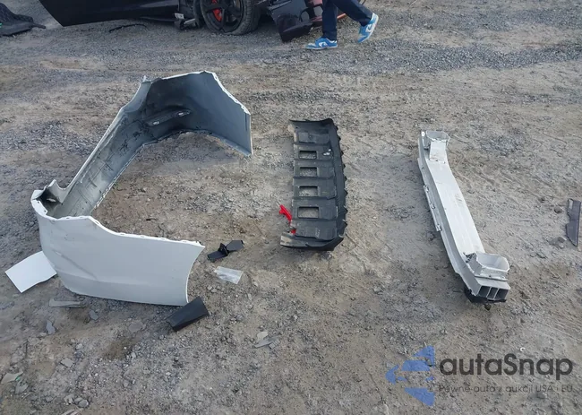 1HGCY1F48SA079230: 44040834