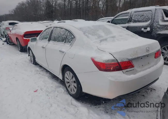 1HGCR2F80EA228210: 44040876