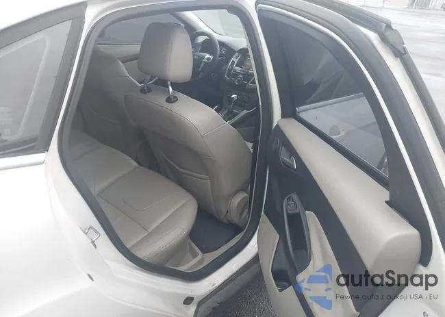 1FAHP3H28CL104198: 44040896