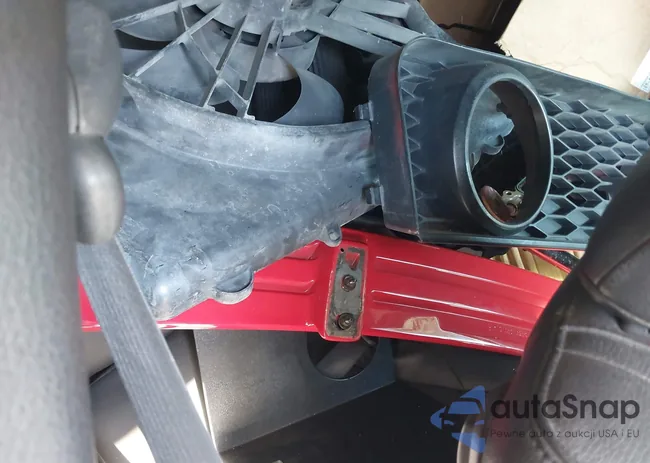 1ZVFT82H755256839: 44040928