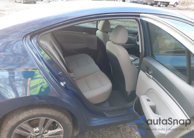 5NPD84LF2JH374521: 44040929