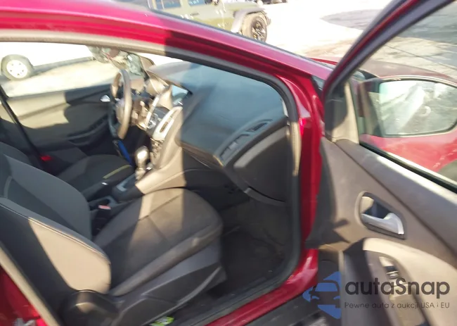 1FADP3F26DL113968: 44040982