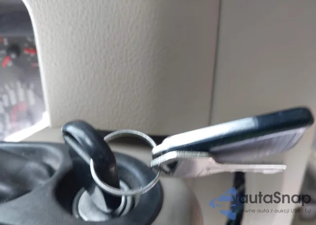 1FTRX12W98FA86444: 44041010