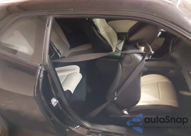 2C3CDZBT3GH214052: 44041045