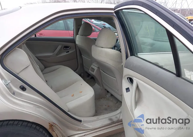 4T1BE46K27U081835: 44041112