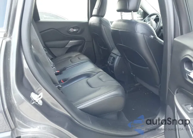 1C4PJLMX9MD200233: 44041185