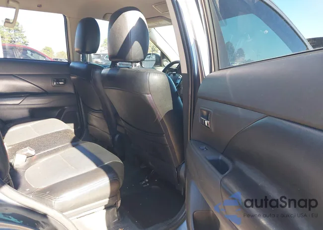 JA4AD3A34GZ013286: 44041193