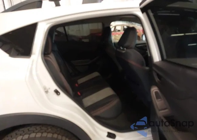 JF2GTAPC5M8299747: 44040296