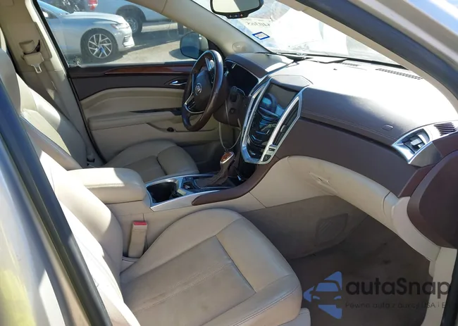 3GYFNCE38GS531122: 44040365