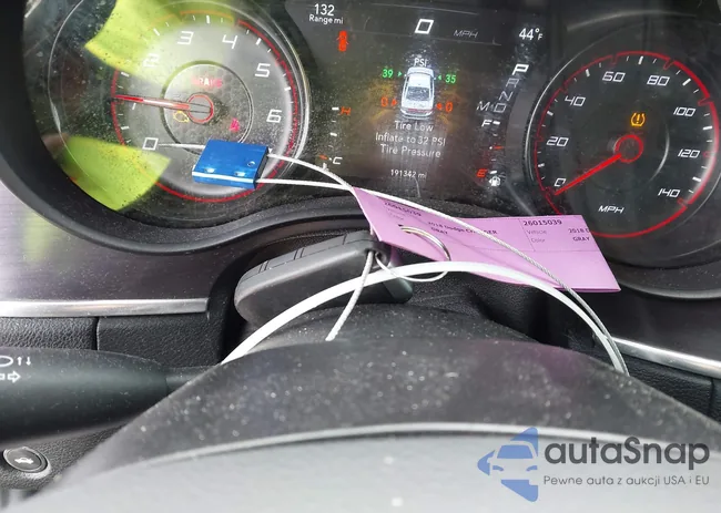 2C3CDXBG8JH312623: 44040524