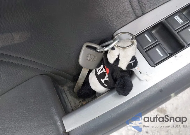 1HGCM66557A089223: 44041630