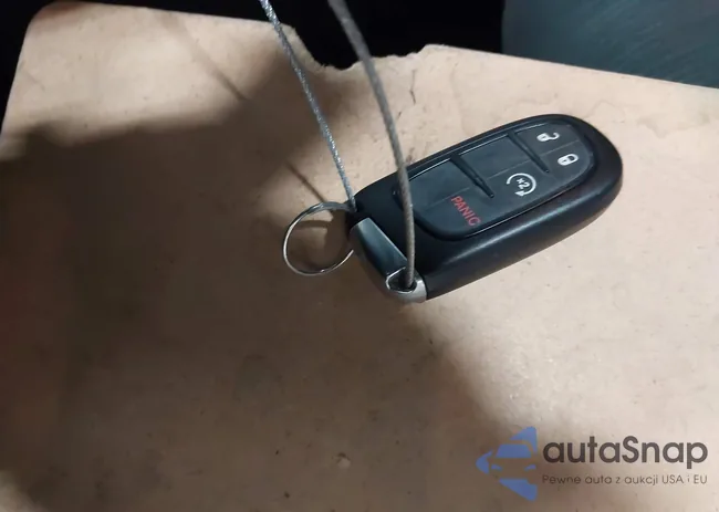 1C4PJMLX4JD603782: 44041730