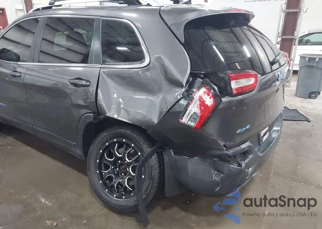 1C4PJMLX4JD603782: 44041730