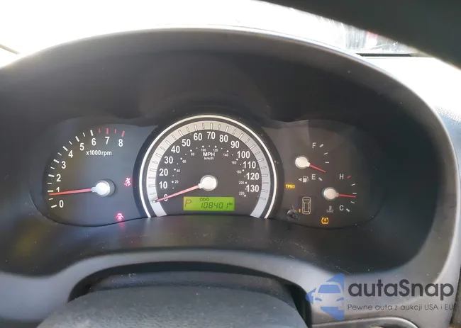 KNDMC233176021733: 44041735