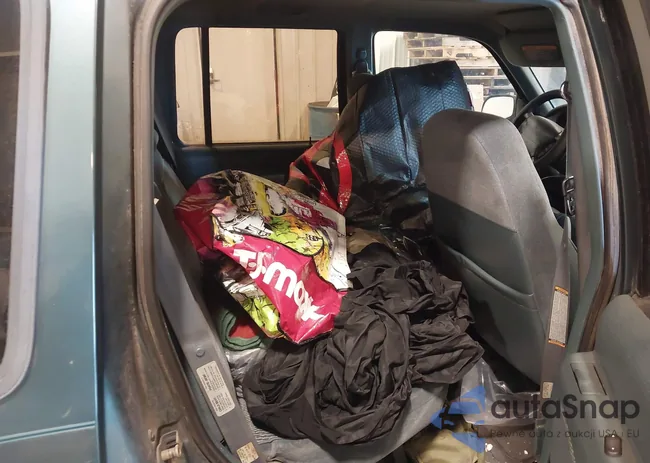 1FMDU34X9TUA51391: 44041765