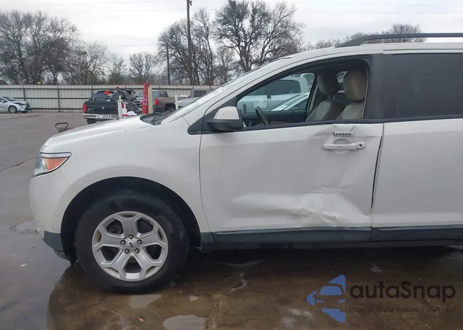 2FMDK3JC1CBA90702: 44041813