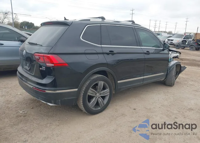 3VV4B7AX8JM083550: 44041855