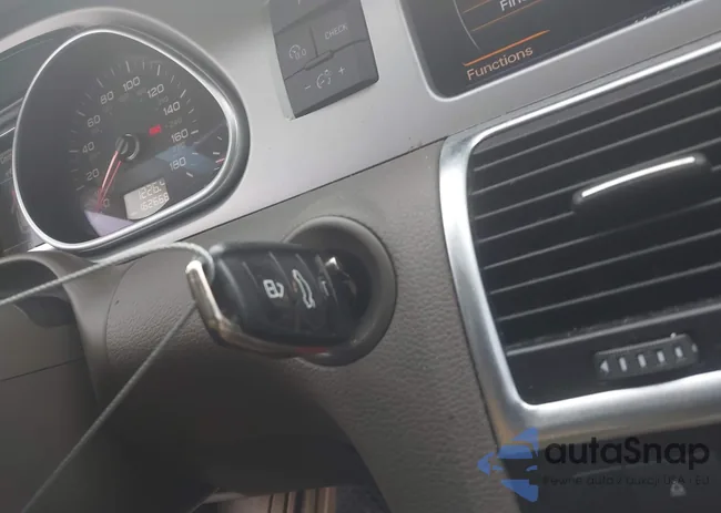 WA1LGAFEXFD006384: 44041982