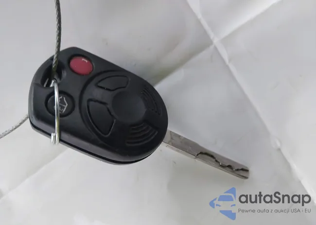 1FTYR2YM7JKB17625: 44042163