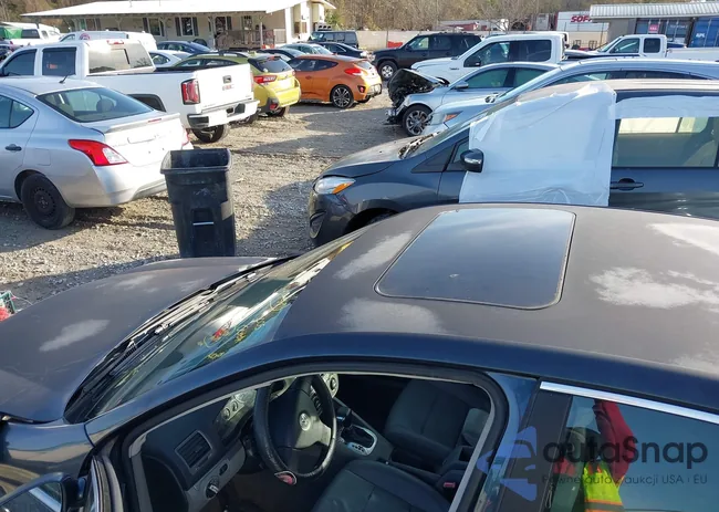 3VWSG71K65M621905: 44041369