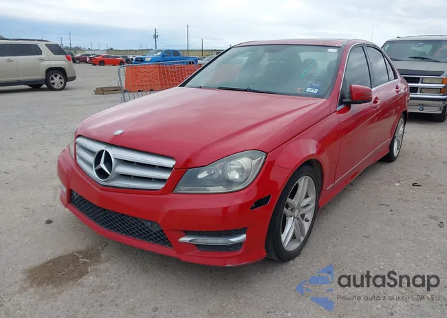 WDDGF4HB1DA774452: 44041462