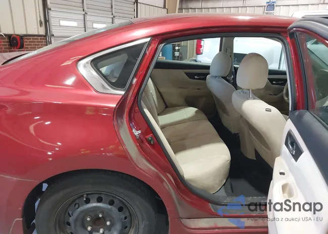 1N4AL3AP8FC193844: 44041524