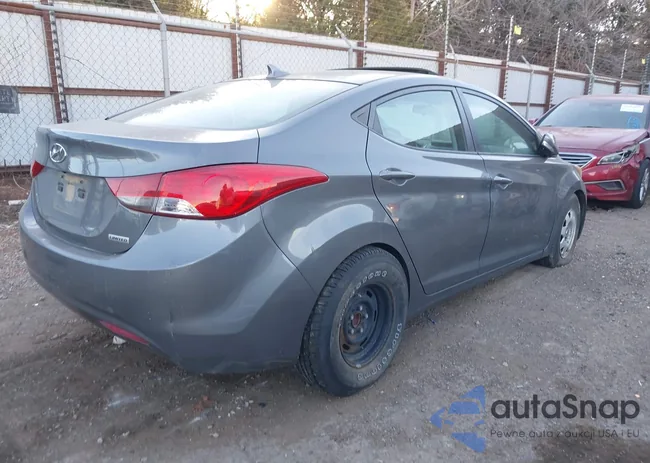 5NPDH4AE6DH370051: 44041626