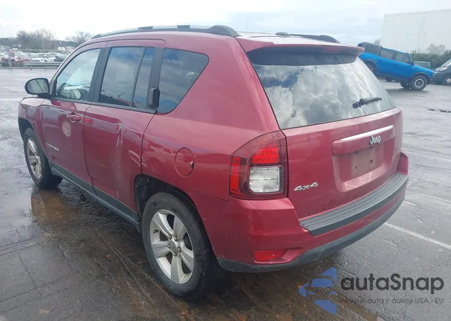 1C4NJDBB4GD662479: 44042788