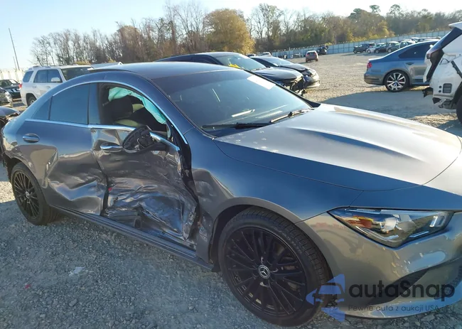 W1K5J4HB9MN206934: 44042820