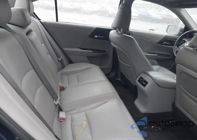 1HGCR3F86EA024047: 44042233