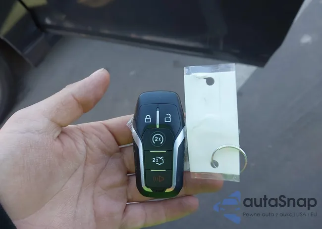 3LN6L2GK1ER828890: 44042380