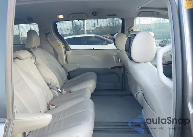 5TDYK3DC1CS177158: 44042399