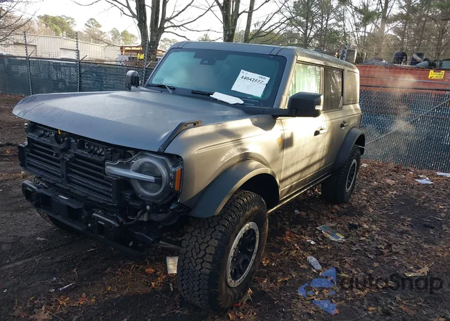 1FMEE9BP2SLA75883: 44042555