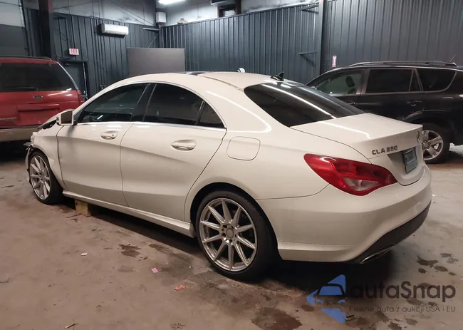 WDDSJ4GB7HN487576: 44043640