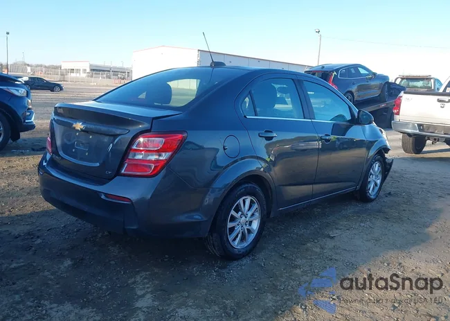 1G1JD5SB6K4111550: 44043641