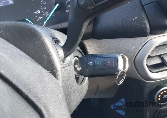 MAJ3S2FE1LC386619: 44043734