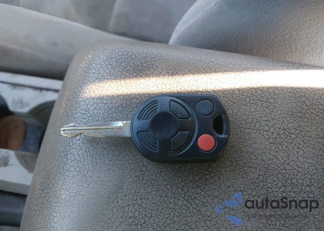 3FAHP06Z49R217767: 44043807