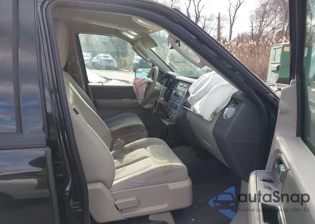 1FMJK1G5XDEF58996: 44043817