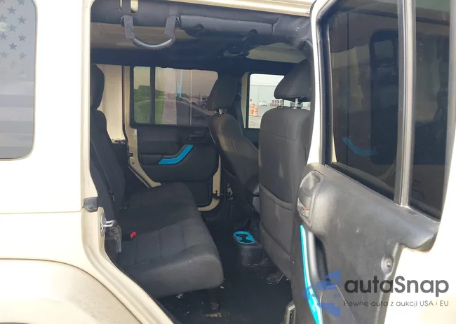 1J4HA5H19BL558161: 44043846