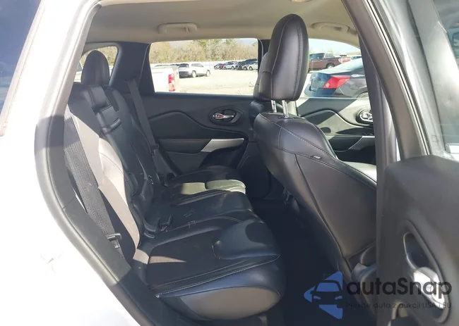 1C4PJLLBXJD573783: 44043953