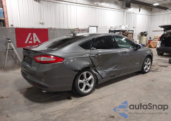 3FA6P0LU7DR375884: 44043969