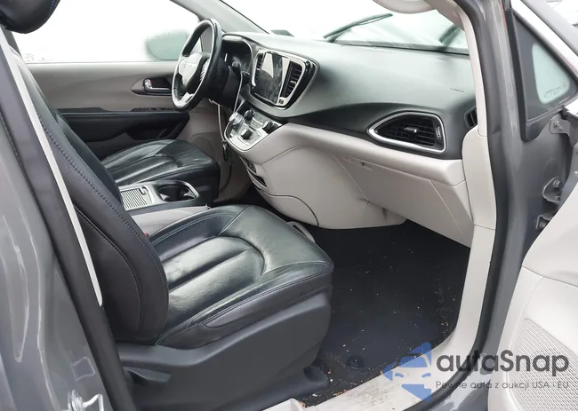 2C4RC1BG9MR598468: 44044094