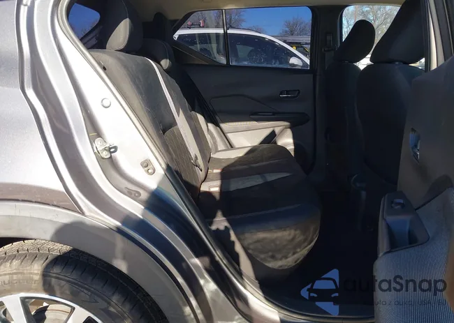 3N1CP5CU6KL529188: 44044097