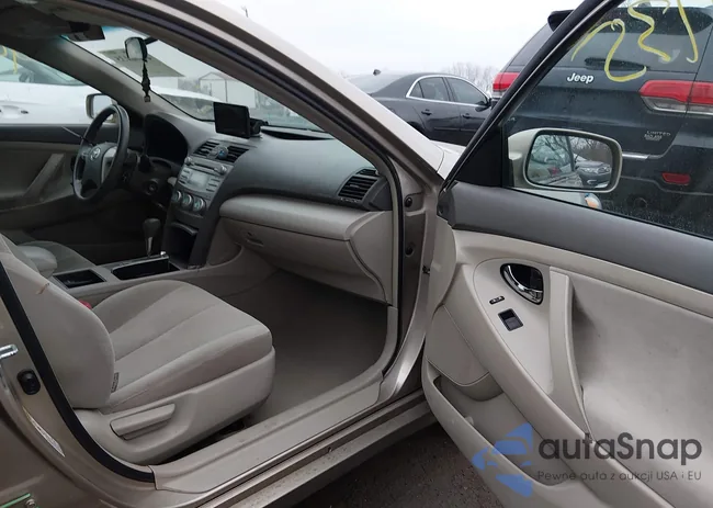 4T1BE46KX9U805791: 44044135