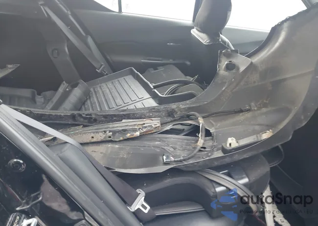 3N1CP5CVXLL498392: 44044155