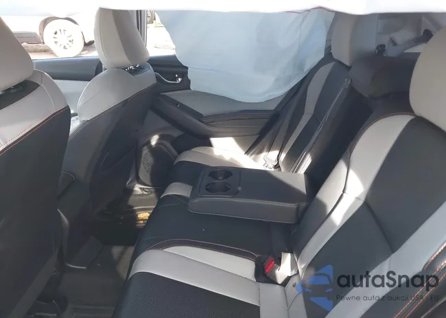 JF2GTAMC0K8236329: 44044224