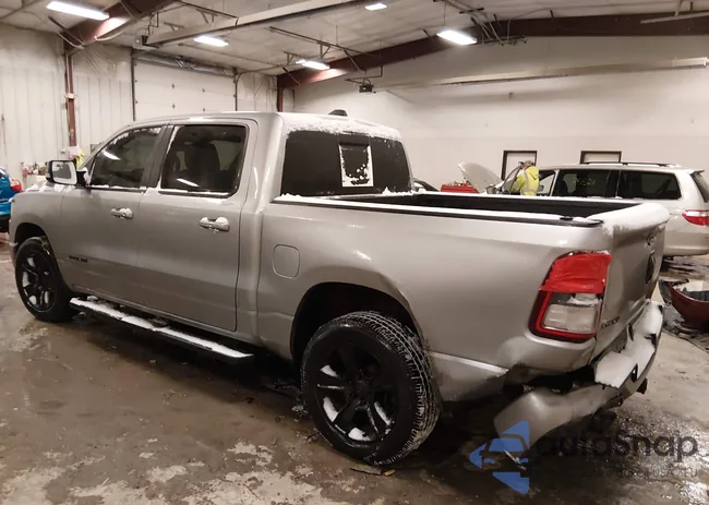 1C6SRFFT0LN284781: 44043346